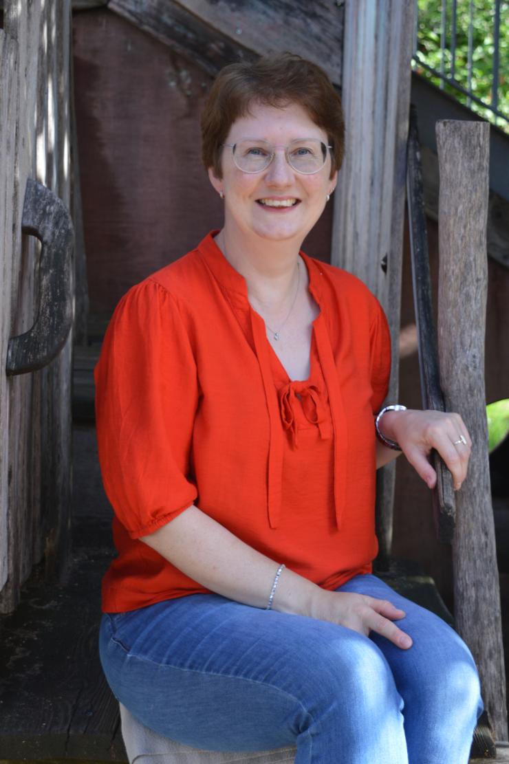 Anita Lutz Anita Lutz